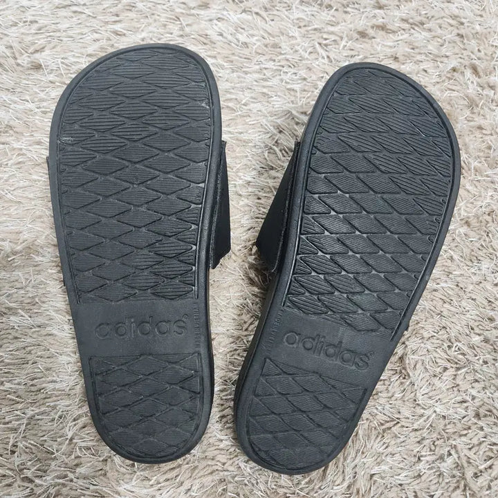 [BUNJANG] Adidas Authentic Slides - Size 235 / (빈티지박스)아디다스 정품 슬리퍼 235사이즈