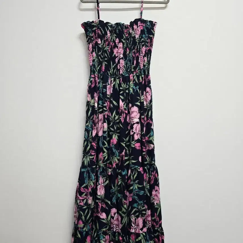 [BUNJANG] Kenneth Lady Floral Smocked Long Dress / 케네스레이디 플라워 롱 원피스  스모크 주름