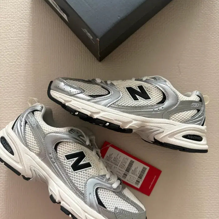 [BUNJANG] New Balance 530 Silver Sneakers / 뉴발란스 530 실버  (텍 그대로 새상품)