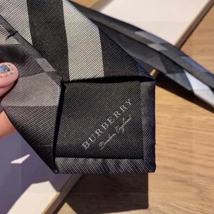 [BUNJANG] Burberry Vintage Check Silk Men&