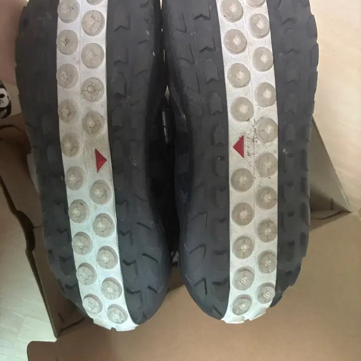 [SOLD OUT] 살로몬 솔앰피비안 265