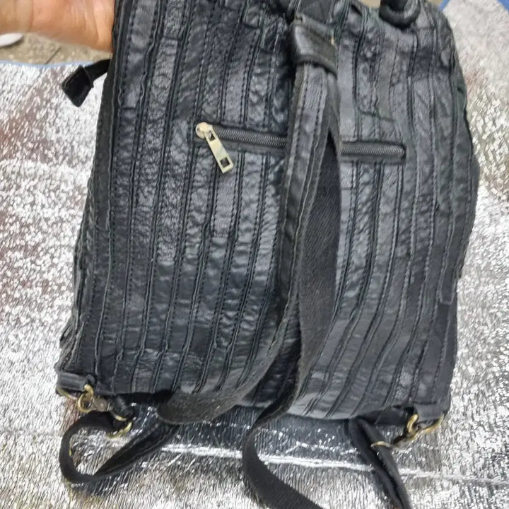 [SOLD OUT] 양가죽 빅 백팩
