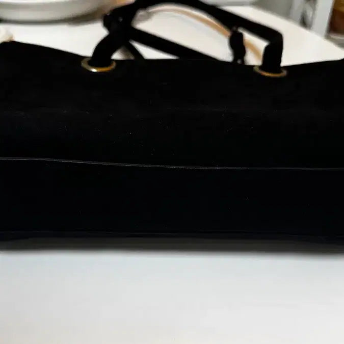 [BUNJANG] ELNOI Black Suede Shoulder Bag / ELNOI 엘노이 - 블랙 스웨이드 숄더백