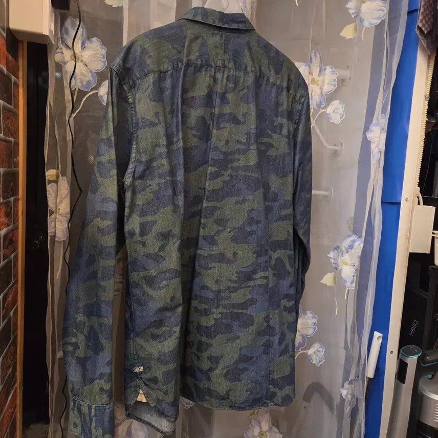 [BUNJANG] Banana Republic Camouflage Denim Shirt / 바나나리퍼블릭 카모플라쥬 셔츠