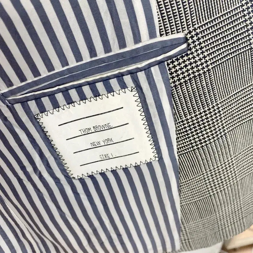 [BUNJANG] Thom Browne Tricolor Stripe Check Blazer / 톰브라운 삼선 체크 블레이저