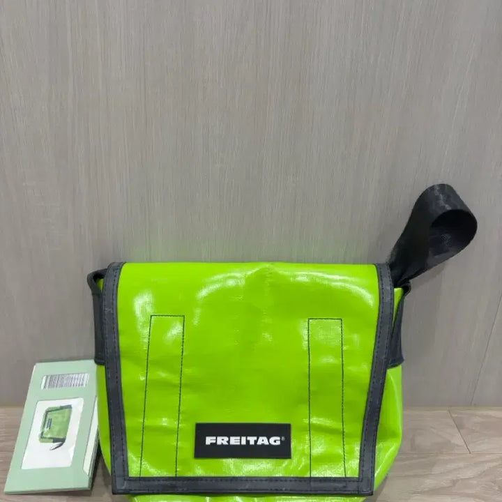 [BUNJANG] Freitag Lassi Messenger Bag / 프라이탁 라씨