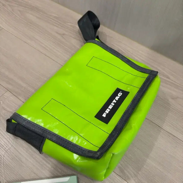[BUNJANG] Freitag Lassi Messenger Bag / 프라이탁 라씨