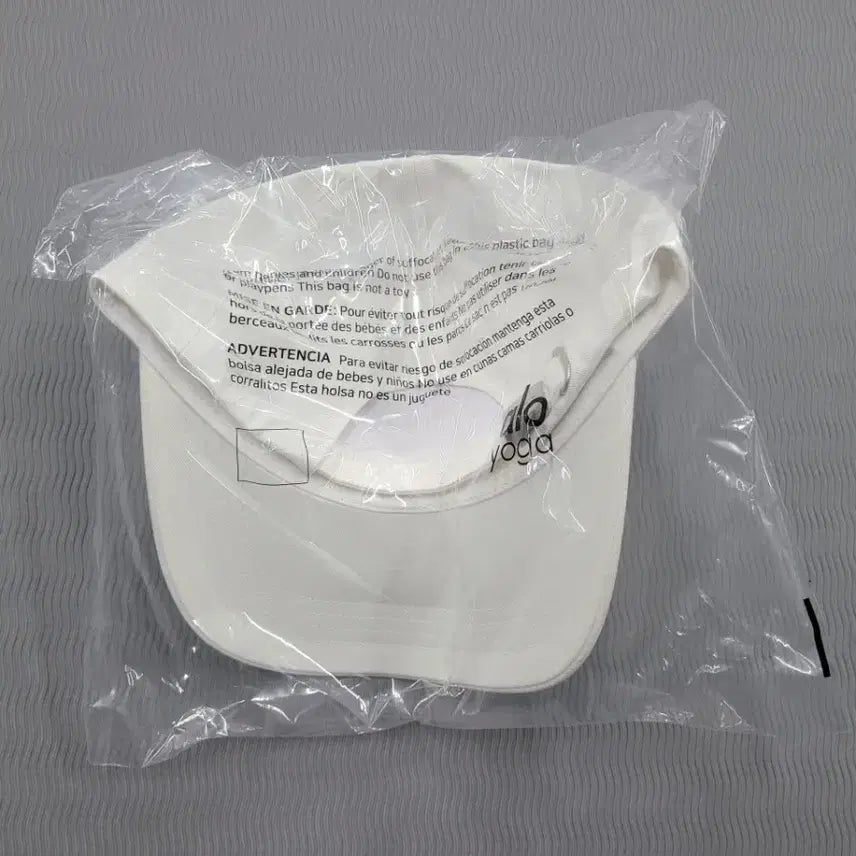[BUNJANG] ALO Cotton Logo Embroidered Baseball Cap / 알로 볼캡 모자 화이트 블랙 로고 자수