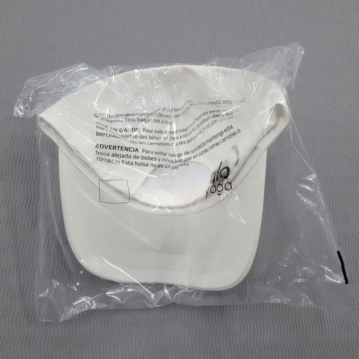 [BUNJANG] ALO Cotton Logo Embroidered Baseball Cap / 알로 볼캡 모자 화이트 블랙 로고 자수