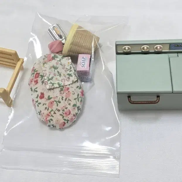 [BUNJANG] Sylvanian Families Washing Machine and Refrigerator / Calico Cat / 실바니안 구번전 세탁기와 냉장고/ 삼색냥이