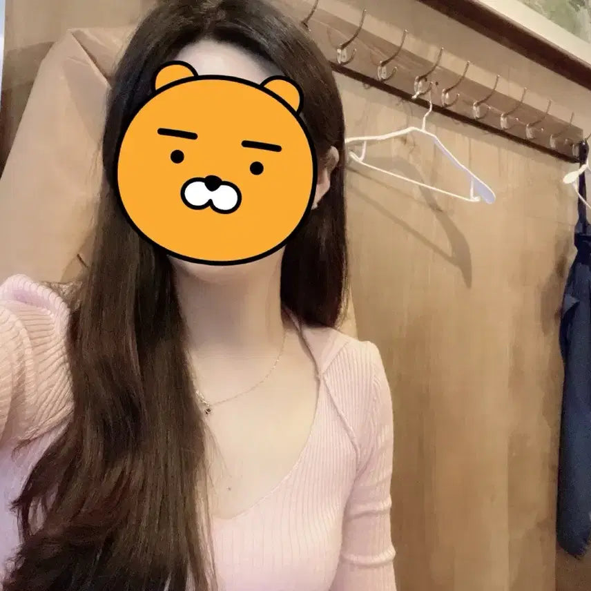 [BUNJANG] Pink V-Neck Ribbed Knit Sweater / 핑크 브이넥 골지 니트