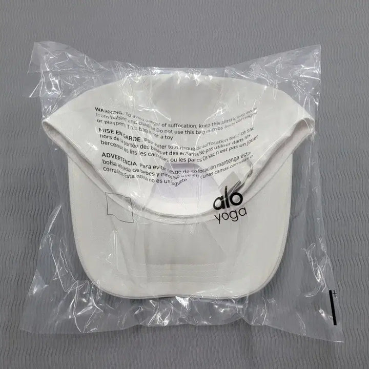 [BUNJANG] ALO White Ball Cap Hat / ALO 화이트 볼캡 모자