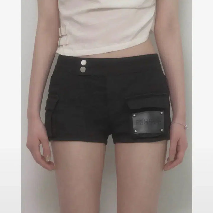 [BUNJANG] ETEOUME Leather Patch Cargo Short Pants / 에트오소메 Leather Patch Cargo Short Pants