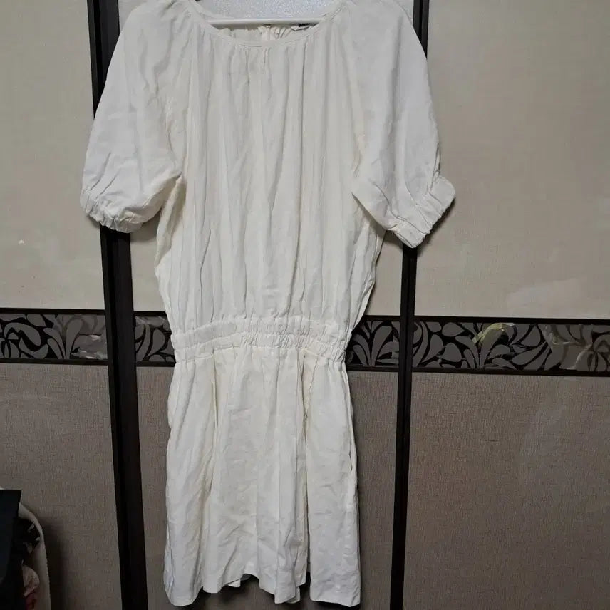 [BUNJANG] White Shirring Short Sleeve Mini Dress / 화이트 셔링 반팔 원피스