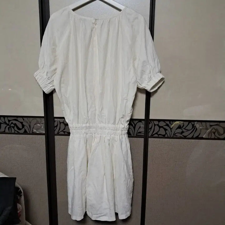 [BUNJANG] White Shirring Short Sleeve Mini Dress / 화이트 셔링 반팔 원피스