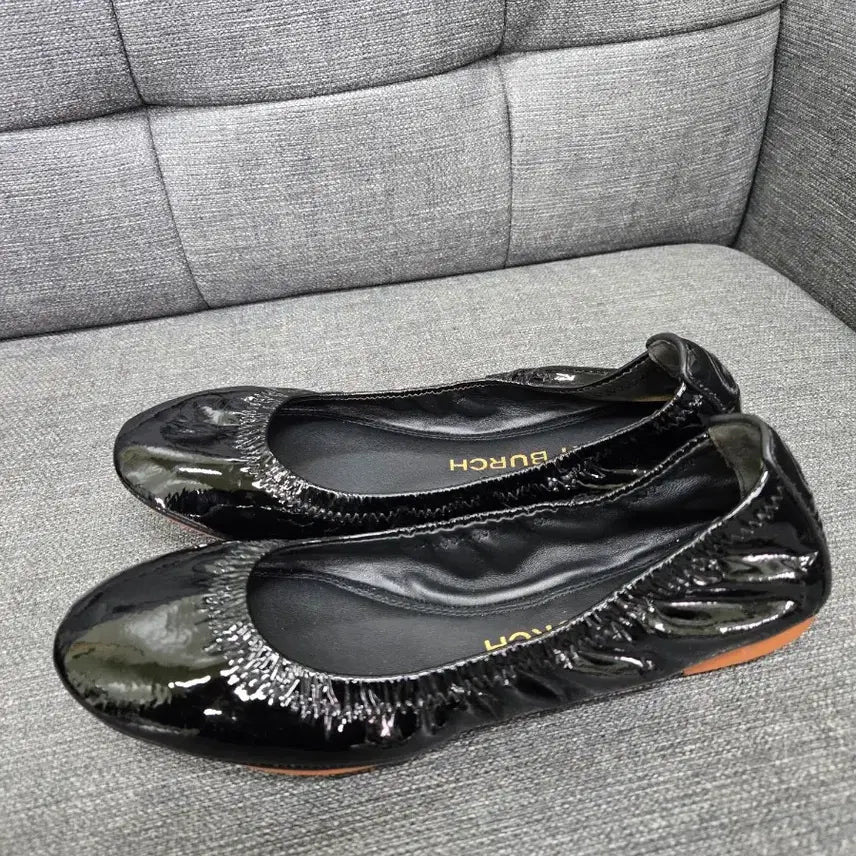 [BUNJANG] Tory Burch Black Patent Leather Flat Shoes / 토리버치 블랙 페이턴트 가죽 플랫슈즈 7 1/2