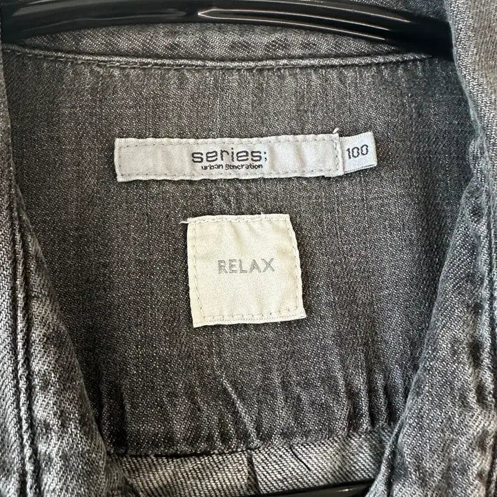 [BUNJANG] Epigram Black Denim Shirt / 에피그램 블랙 데님 셔츠