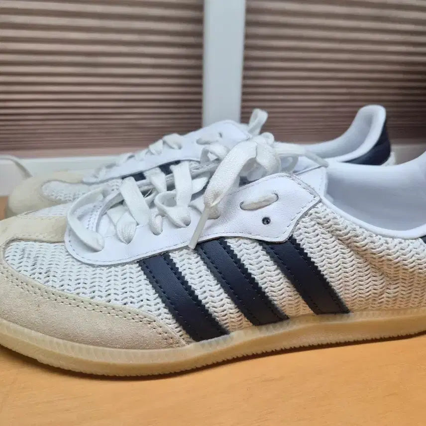 [BUNJANG] Adidas Samba OG White/Night Indigo Sneakers (JH5633) / 아디다스 삼바 OG - 화이트:나이트인디고 (JH5633)