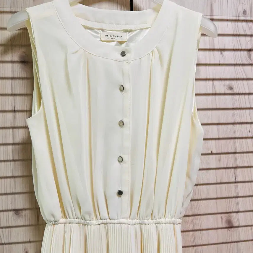 [BUNJANG] Ivory Summer Chiffon Pleated Dress / (새상품)아이보리 여름 쉬폰 주름원피스