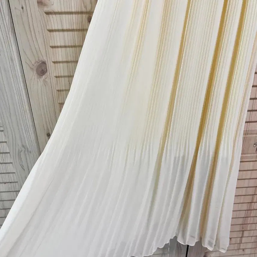 [BUNJANG] Ivory Summer Chiffon Pleated Dress / (새상품)아이보리 여름 쉬폰 주름원피스