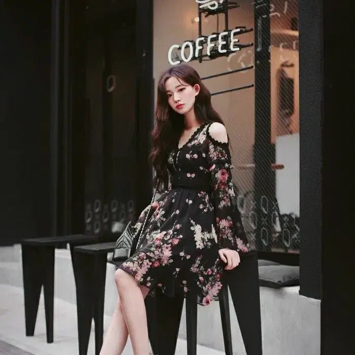 [BUNJANG] Milkcocoa Off-Shoulder Dress / 밀크코코아 오프숄더 원피스
