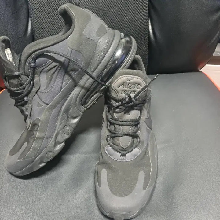 [BUNJANG] Nike Air Max 270 React Sneakers / 나이키 에어맥스 270 리액트