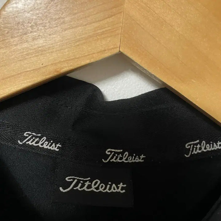 [SOLD OUT] 105 Titleist 타이틀리스트 로고 골프 기능성 스판 긴팔 카라티