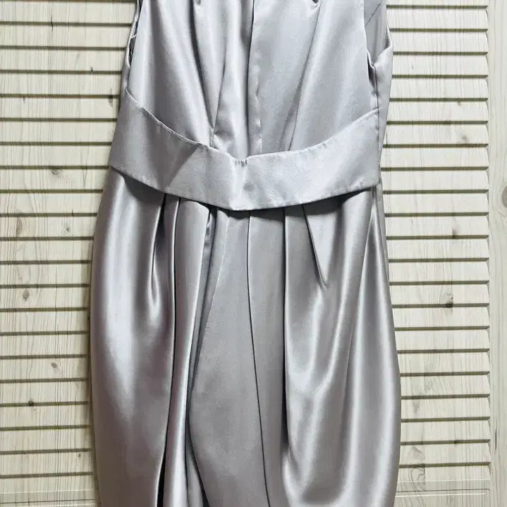 [BUNJANG] Destijl Silver Satin Dress Size 55 / (1회착용)Destijl 은색 원피스 (55)