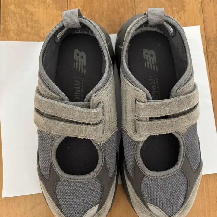 [SOLD OUT] 뉴발란스 메리제인 그레이 240