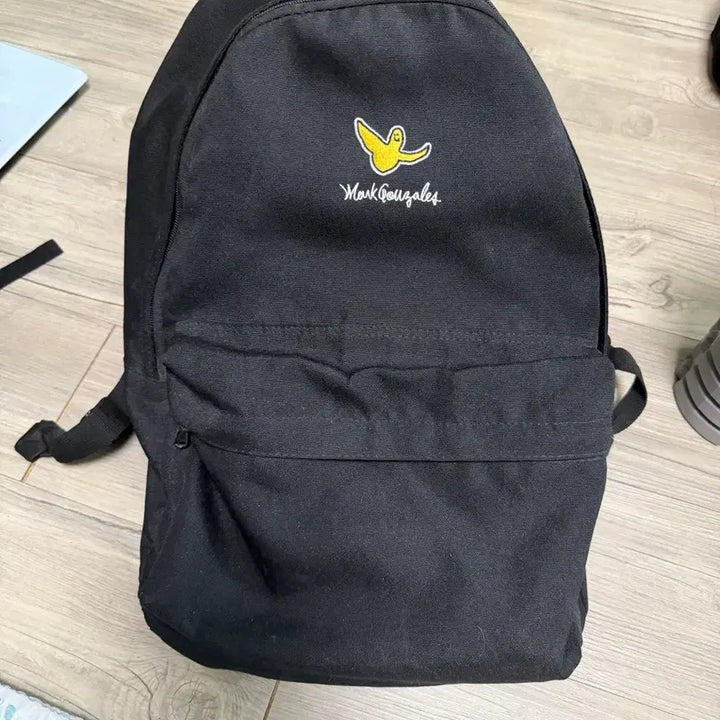 [BUNJANG] Mark Gonzales Signature Logo Backpack / 마크곤잘레스 백팩