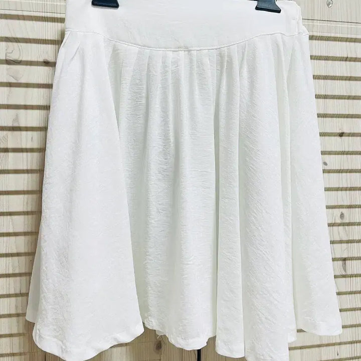 [BUNJANG] Ivory A-Line Summer Frill Skirt (Free Size) / (새상품)아이보리A라인 여름 프릴스커트(FREE)