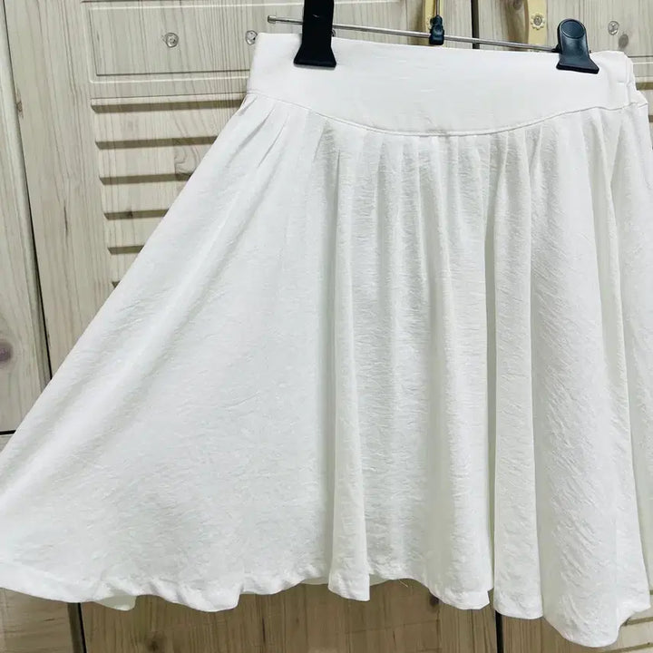[BUNJANG] Ivory A-Line Summer Frill Skirt (Free Size) / (새상품)아이보리A라인 여름 프릴스커트(FREE)