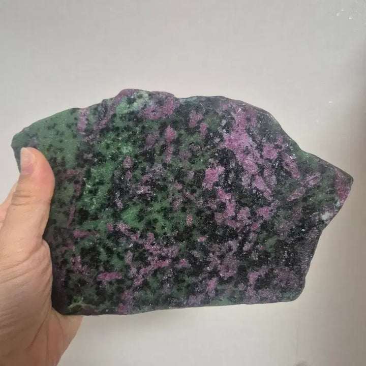 [BUNJANG] Natural Ruby in Zoisite Specimen / 천연 루비 인 조이사이트 원석(18.2cm x 12.5cm)