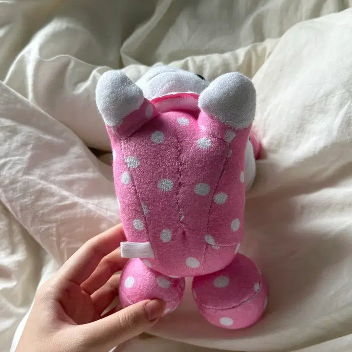 [BUNJANG] Classic Baby Kitty "Eong-eong-ki" Rattle Doll / 고전 베이비 키티 엉엉키 아기 키티