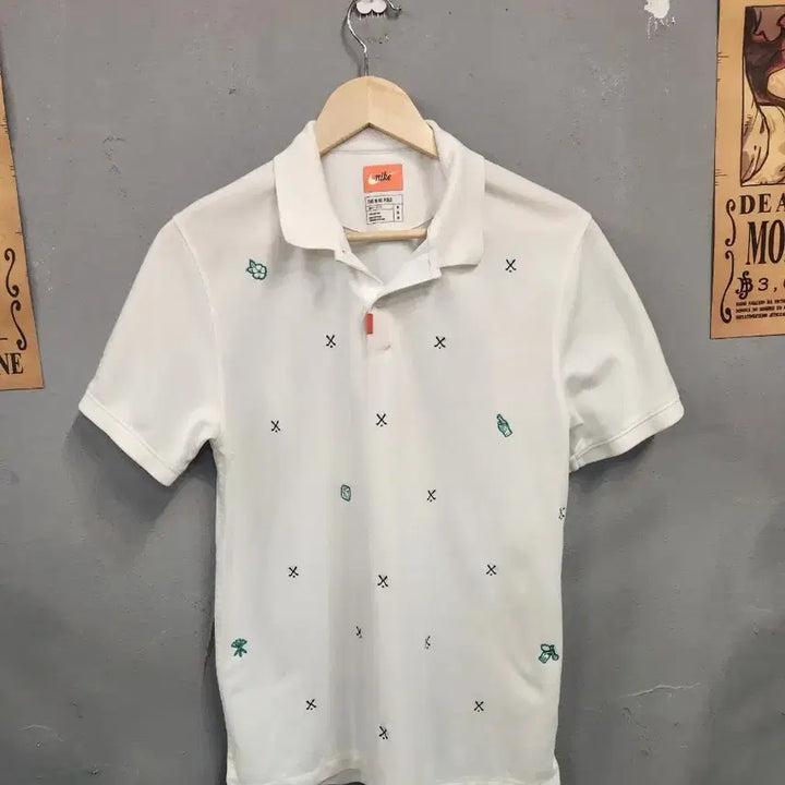 [BUNJANG] Nike White Pattern Polo Shirt / 나이키 화이트 패턴 반팔 폴로티