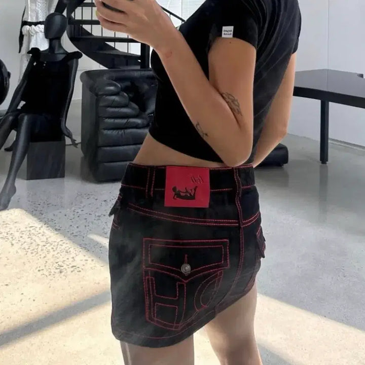 [BUNJANG] TOH Cherry Stitch Mini Skirt / TOH 티오에이치 체리 스티치 미니 스커트