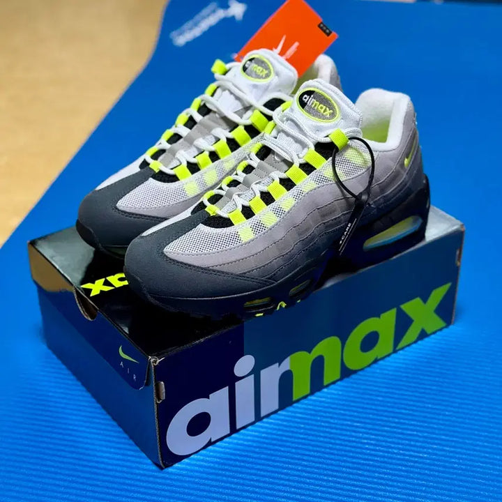 [BUNJANG] Nike Air Max 95 OG Neon (265mm) New / 맥스95 OG 형광(네온) 265 새제품