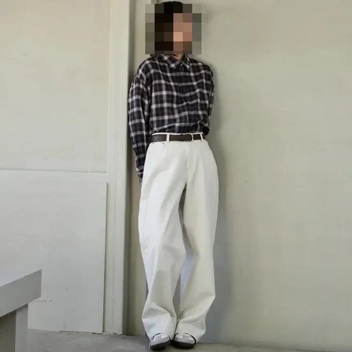 [BUNJANG] Marop Curved Collar Denim Pants Stone White / 마롭 커브드 칼라 데님 팬츠 스톤 화이트
