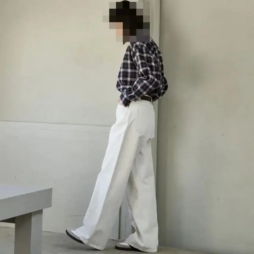 [BUNJANG] Marop Curved Collar Denim Pants Stone White / 마롭 커브드 칼라 데님 팬츠 스톤 화이트