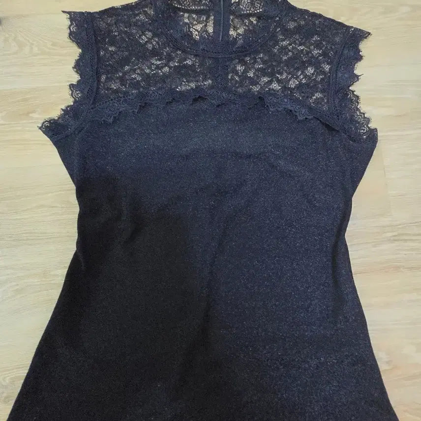 [BUNJANG] Black See-Through Lace Blouse / 블랙 시스루 블라우스