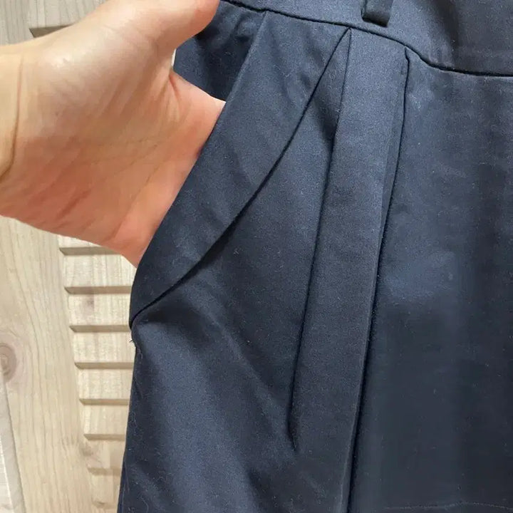 [BUNJANG] M.Sense Navy Skirt Pants (Size 26-27) / (1회착용)미센스 네이버 치마바지 (26~27)