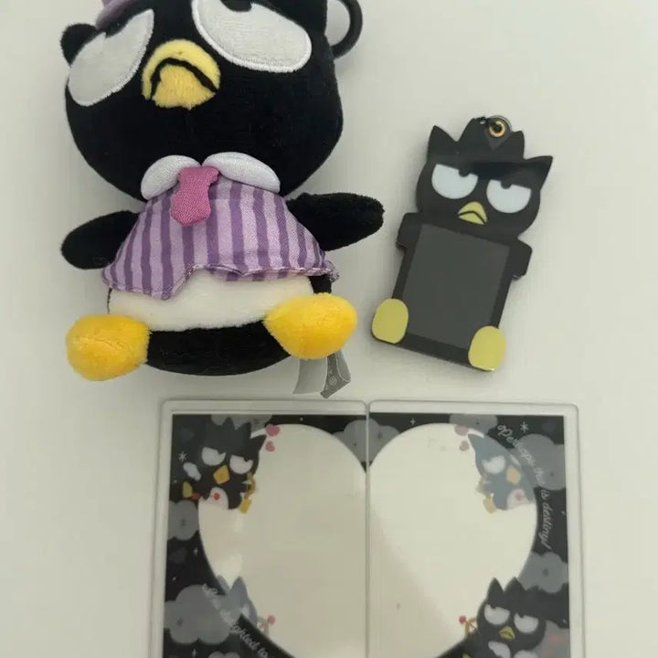 [BUNJANG] Sanrio Badtz-Maru Photo Holder &amp; Magnet Keychain Set / 산리오 바츠마루 증사키링 하트 포카홀더 일괄판매