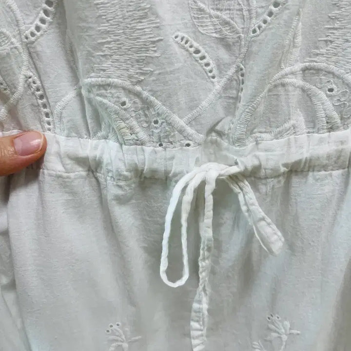 [BUNJANG] Punch Lace Dress (Ivory, Size 55) / (거의새상품)펀칭레이스 원피스(55)