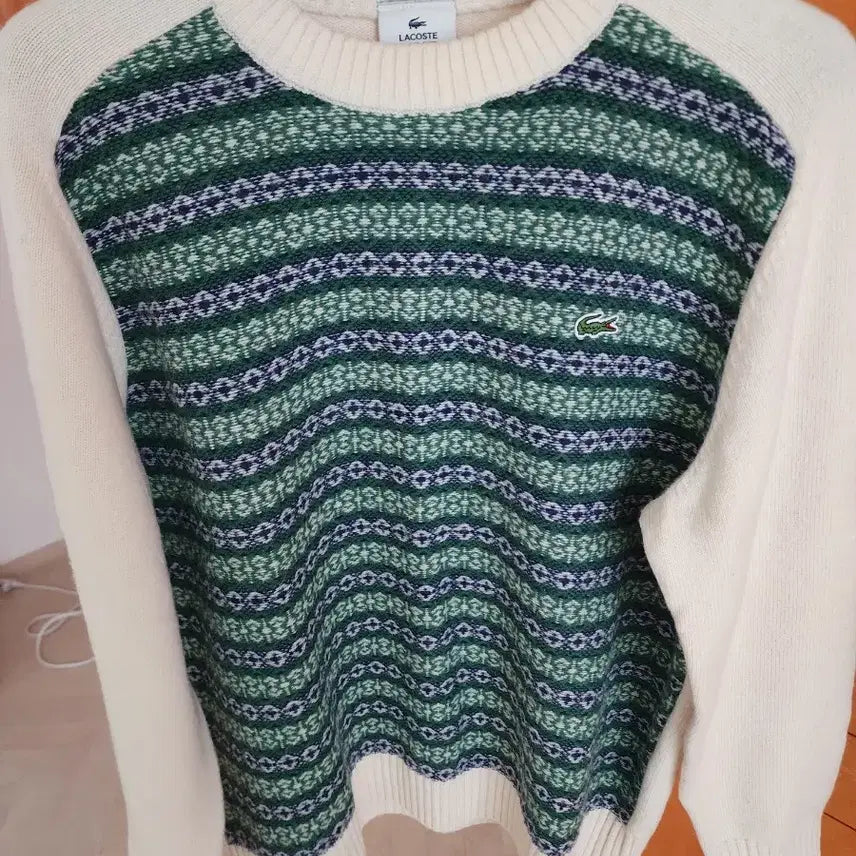 [BUNJANG] Lacoste Pattern Knit Sweater / 라코스테 패턴 니트 스웨터 아이보리 그린 팝니다