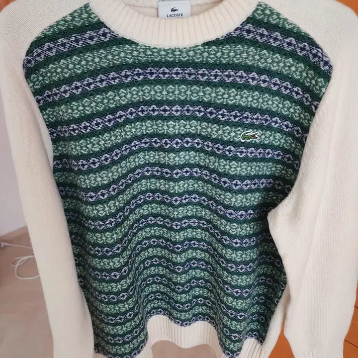 [BUNJANG] Lacoste Pattern Knit Sweater / 라코스테 패턴 니트 스웨터 아이보리 그린 팝니다