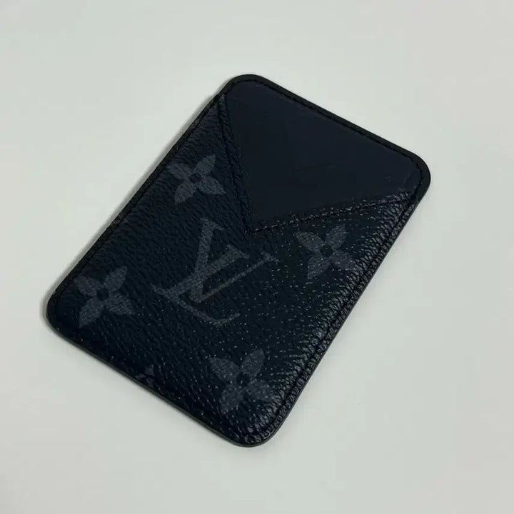 [BUNJANG] Louis Vuitton Portecartes Magnetic / MagSafe Card Holder / [정품] 새상품급 / 루이비통 포르트카르트 마그넷 / 맥세이프 카드지갑