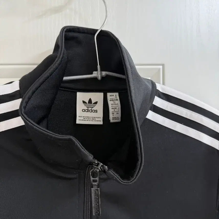 [SOLD OUT] 아디다스 파이어버드 크롭s