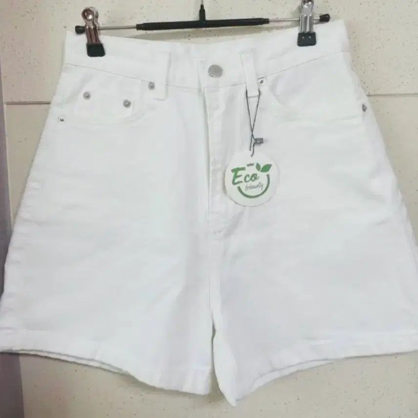 [BUNJANG] Gemma World A-Line White Shorts (M) / 젬마월드 A라인 3.5부 반바지 흰색(M)새상품