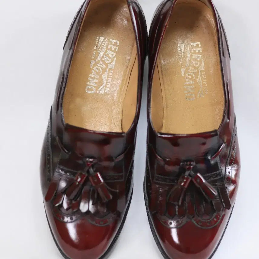 [SOLD OUT] 소장용 페라가모 태슬 로퍼 265~270