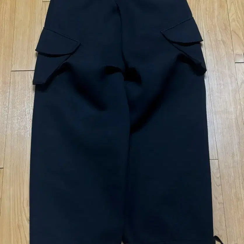 [BUNJANG] MJD X Coin Seoul Wide Cargo Sweatpants Black / MJD X 코인서울 와이드 카고 스웻팬츠 블랙